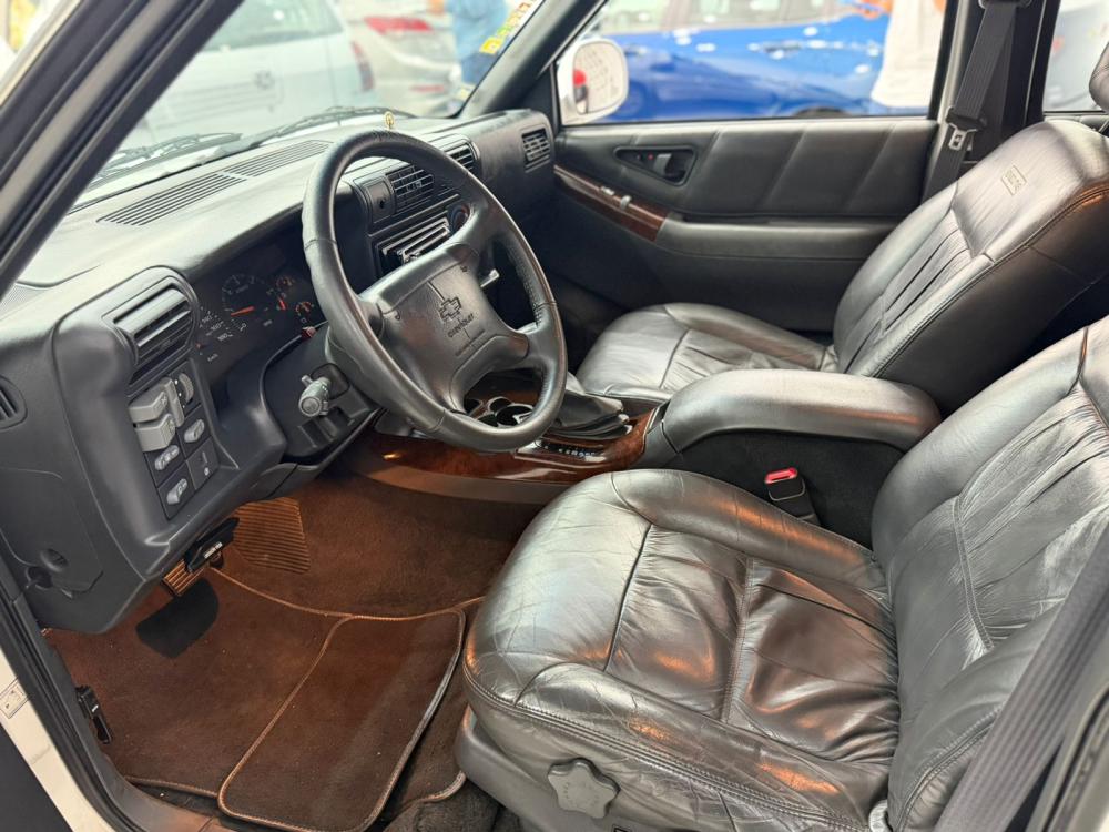 Blazer - Foto #8 do anúncio à venda de Carro clássico