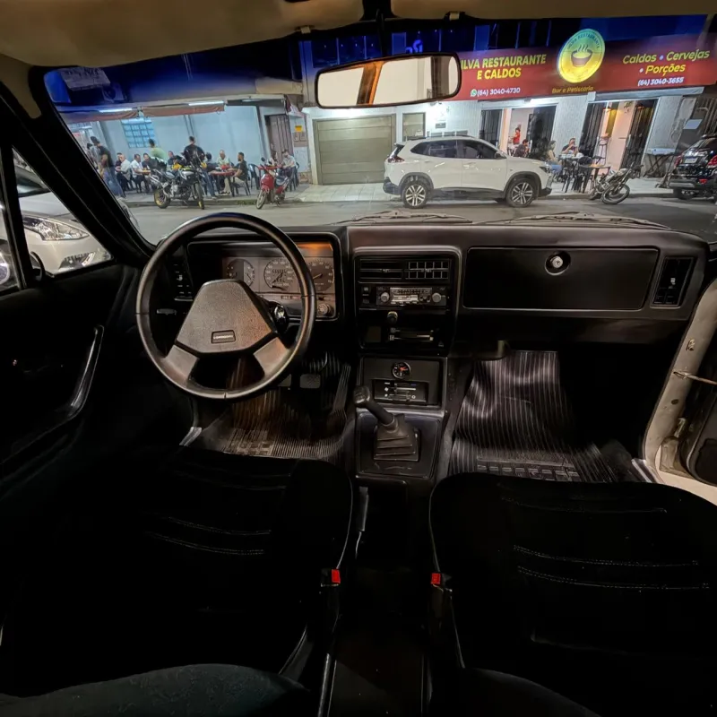 avv-chevrolet-caravan-venda-8b8984a-imagem-011