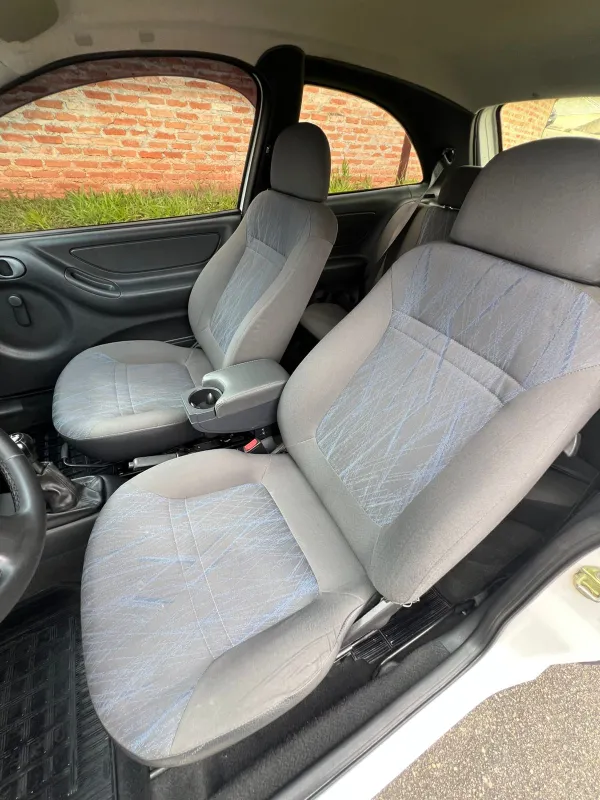 Celta - Foto #8 do anúncio à venda de Carro clássico