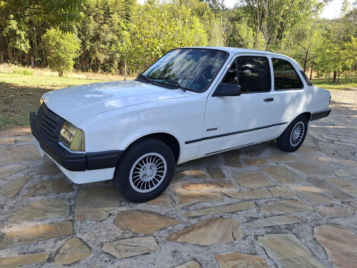 Chevette - Foto #5 do anúncio à venda de Carro clássico