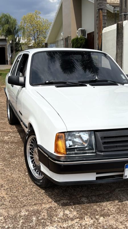 Chevette - Foto #3 do anúncio à venda de Carro clássico