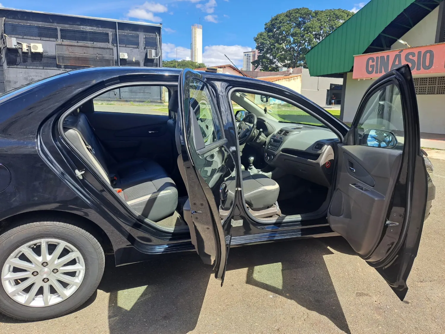 Cobalt - Foto #9 do anúncio à venda de Carro clássico