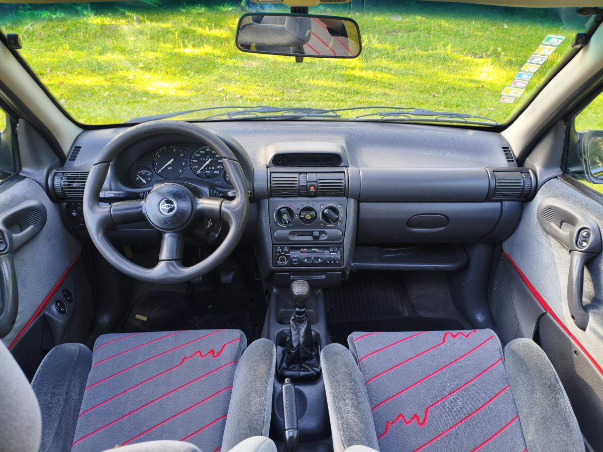 Corsa GSi - Foto #8 do anúncio à venda de Carro clássico