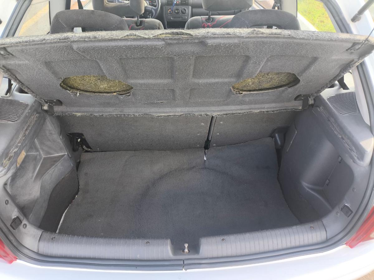 Corsa GSi - Foto #9 do anúncio à venda de Carro clássico