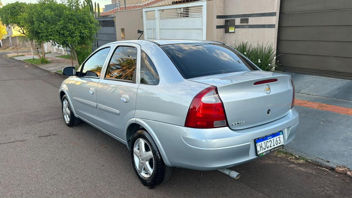 Corsa - Foto #10 do anúncio à venda de Carro clássico