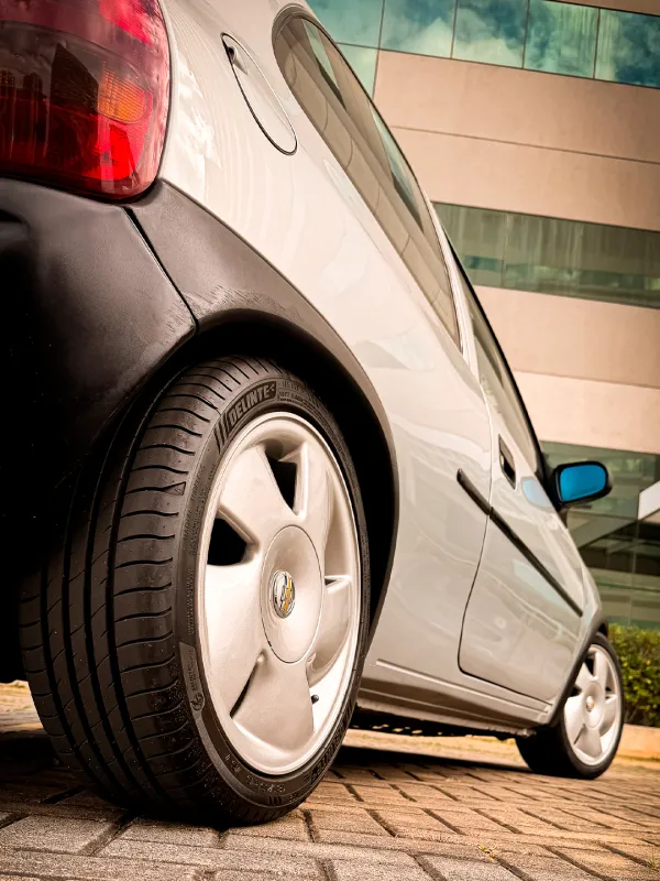 avv-chevrolet-corsa-venda-2324d3d-imagem-008