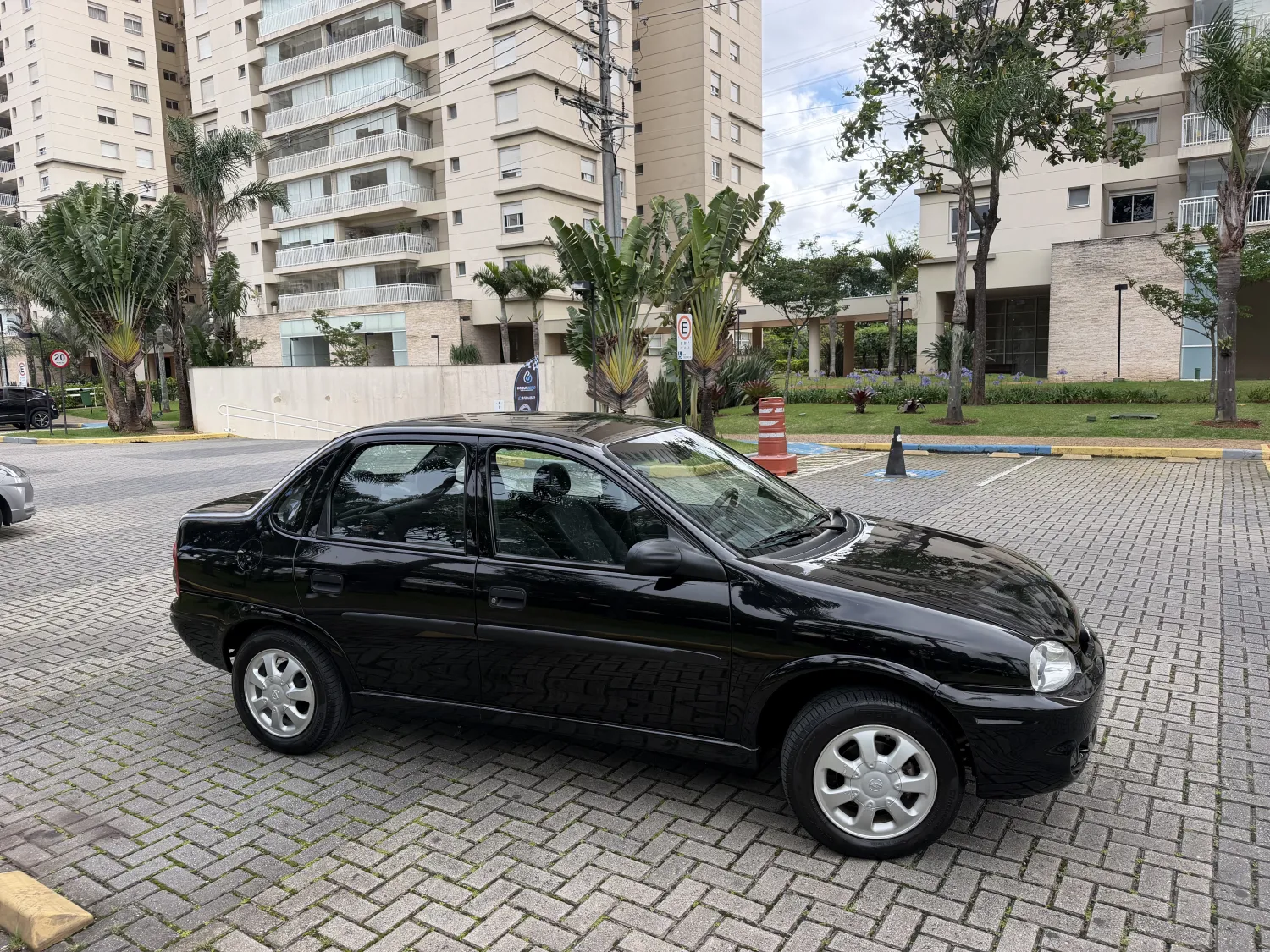 avv-chevrolet-corsa-venda-2b193b2-imagem-001