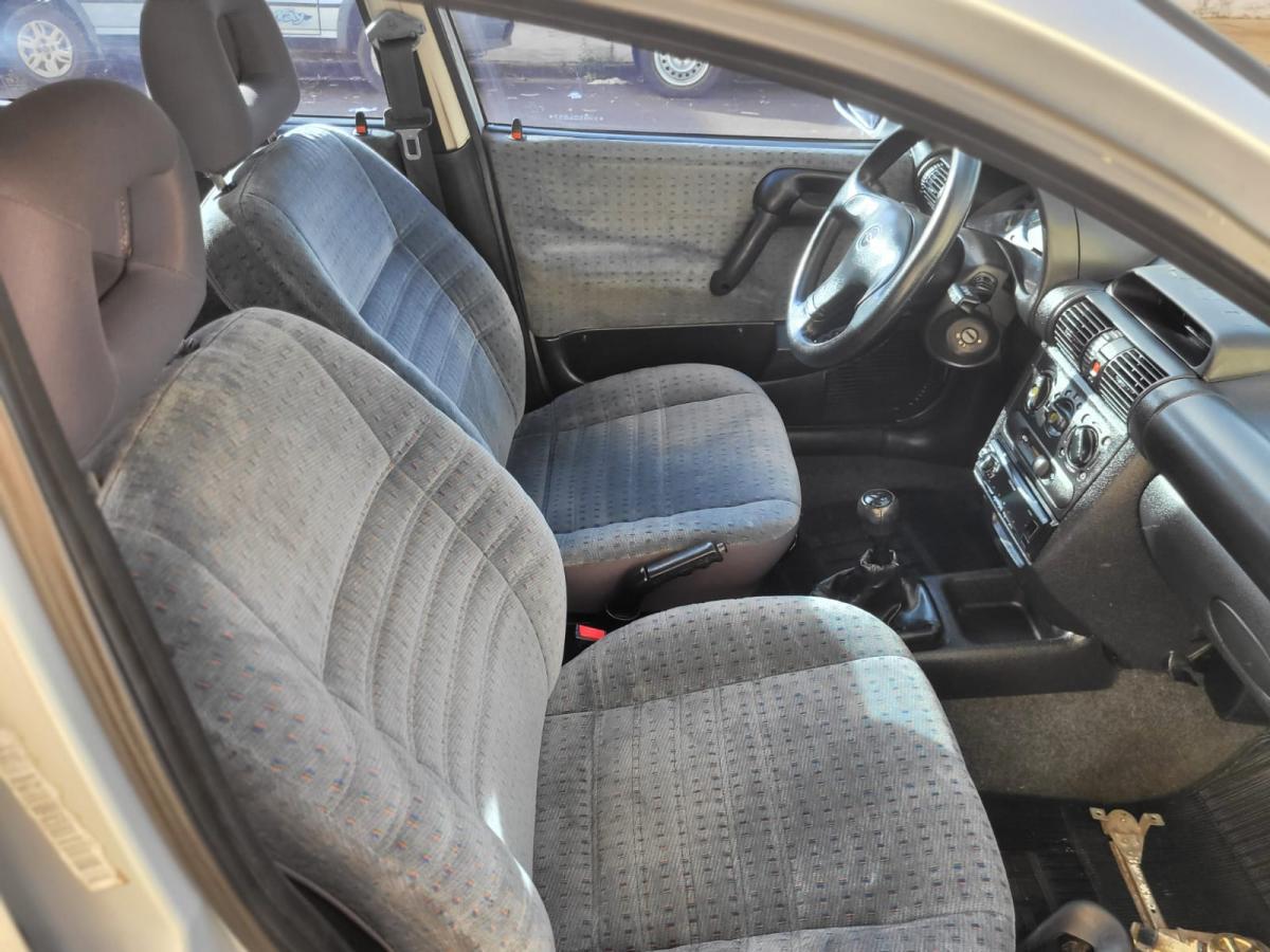 Corsa Wagon - Foto #7 do anúncio à venda de Carro clássico
