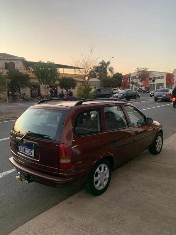 Corsa Wagon - Foto #8 do anúncio à venda de Carro clássico