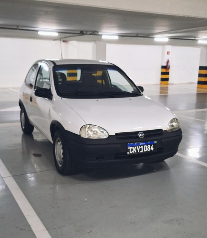 Corsa - Foto #3 do anúncio à venda de Carro clássico