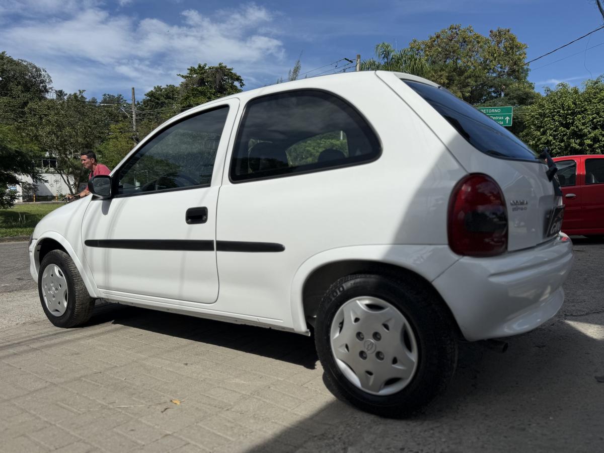 Corsa - Foto #12 do anúncio à venda de Carro clássico