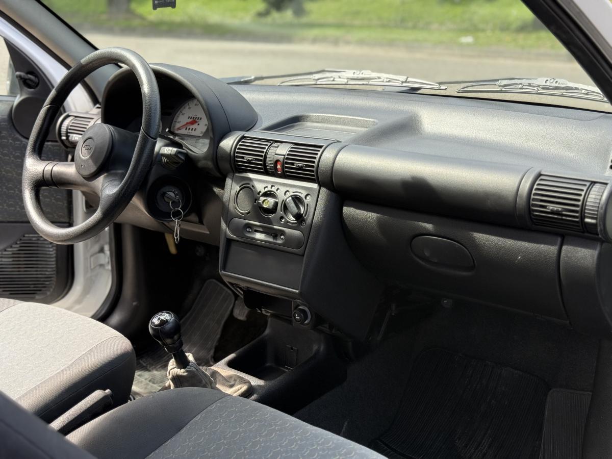 Corsa - Foto #13 do anúncio à venda de Carro clássico