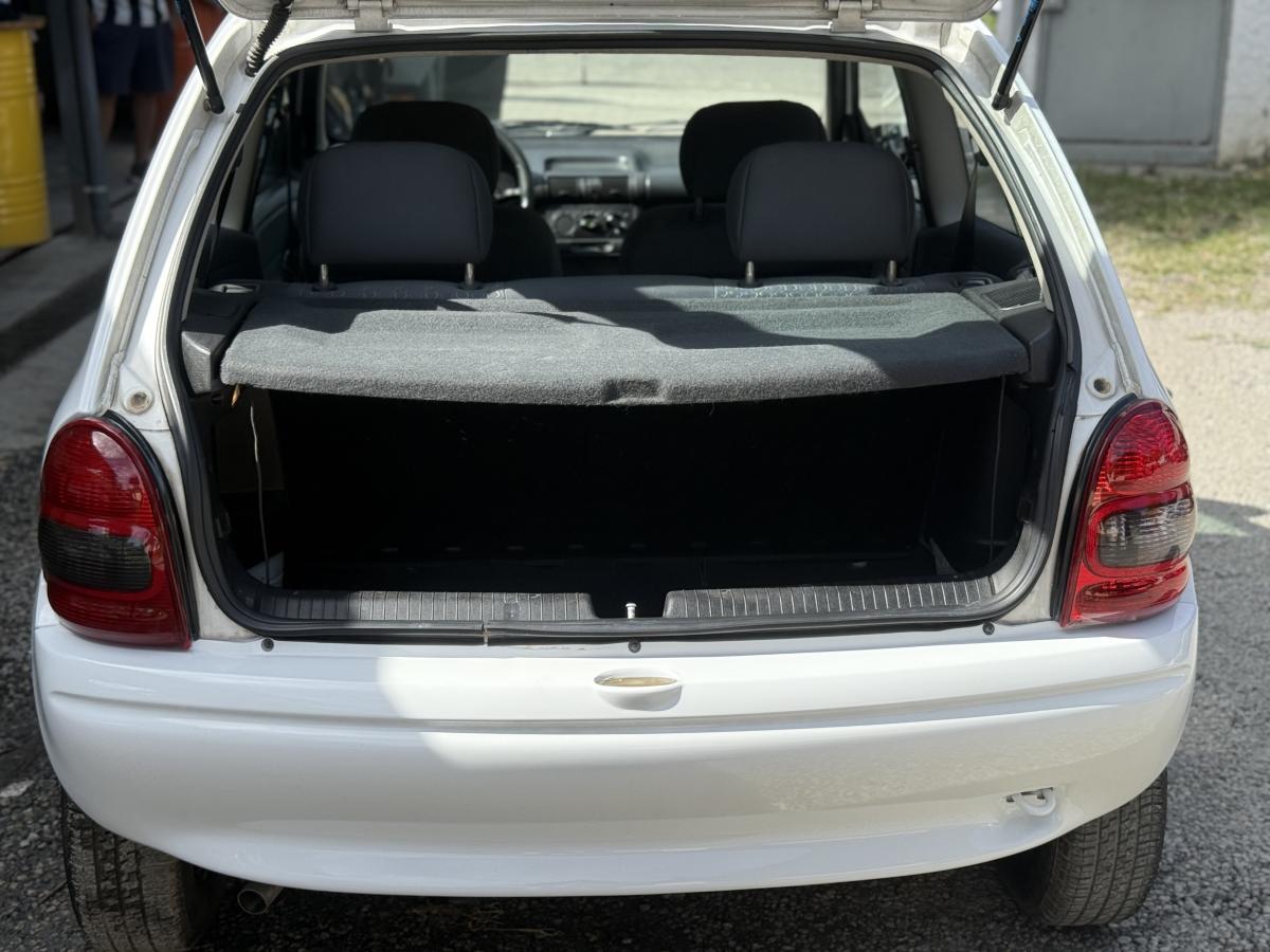 Corsa - Foto #17 do anúncio à venda de Carro clássico