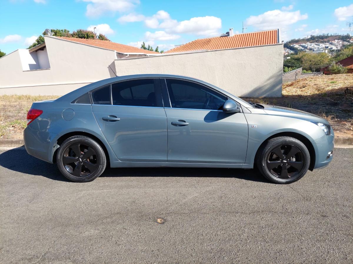 Cruze - Foto #11 do anúncio à venda de Carro clássico