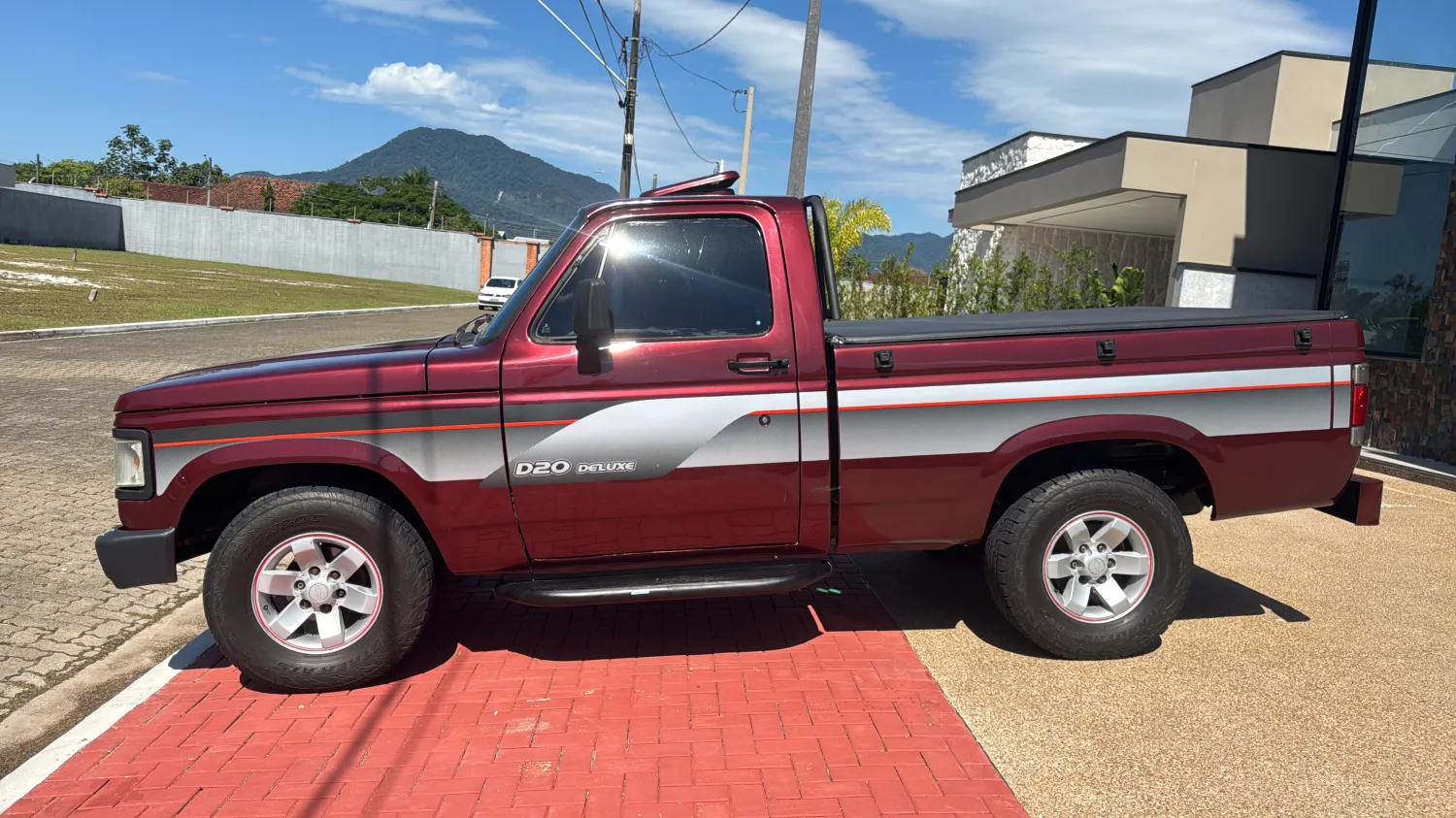 D20 - Foto #8 do anúncio à venda de Carro clássico