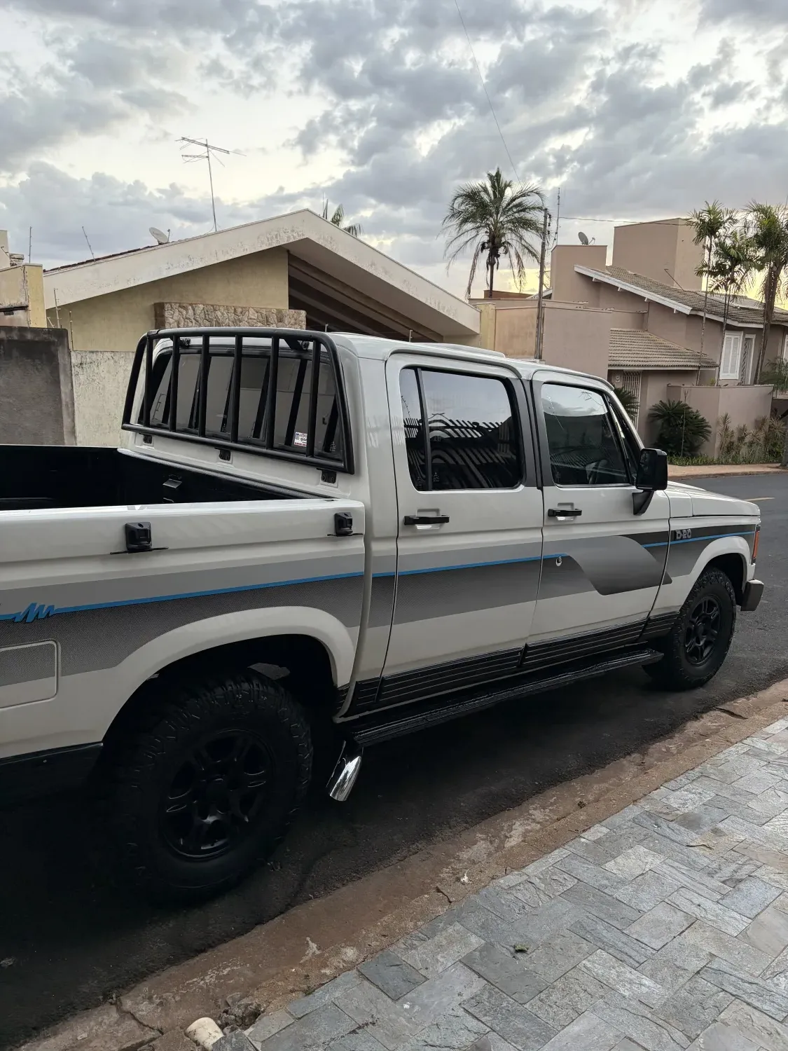 avv-chevrolet-d20-deluxe-venda-072c1zd-imagem-005