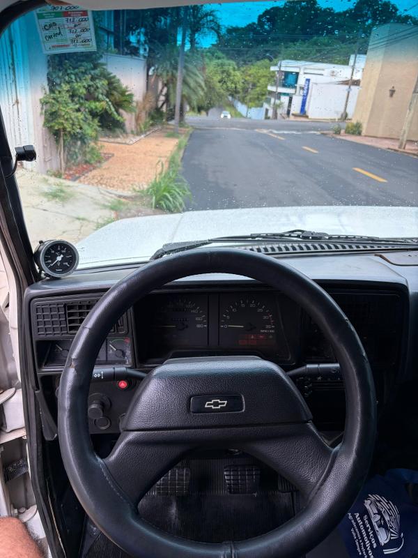 avv-chevrolet-d20-deluxe-venda-072c1zd-imagem-013