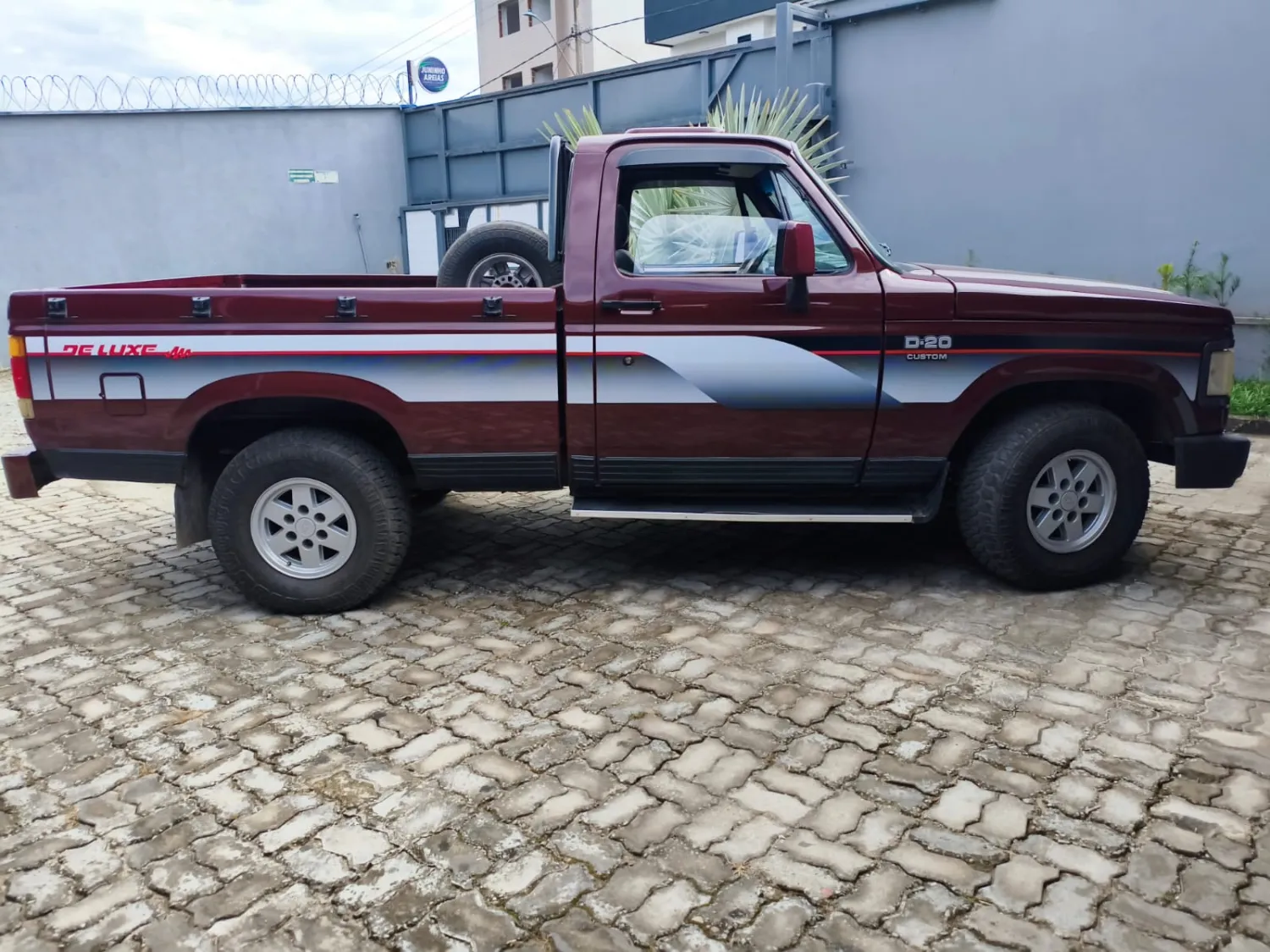 D20 - Foto #3 do anúncio à venda de Carro clássico