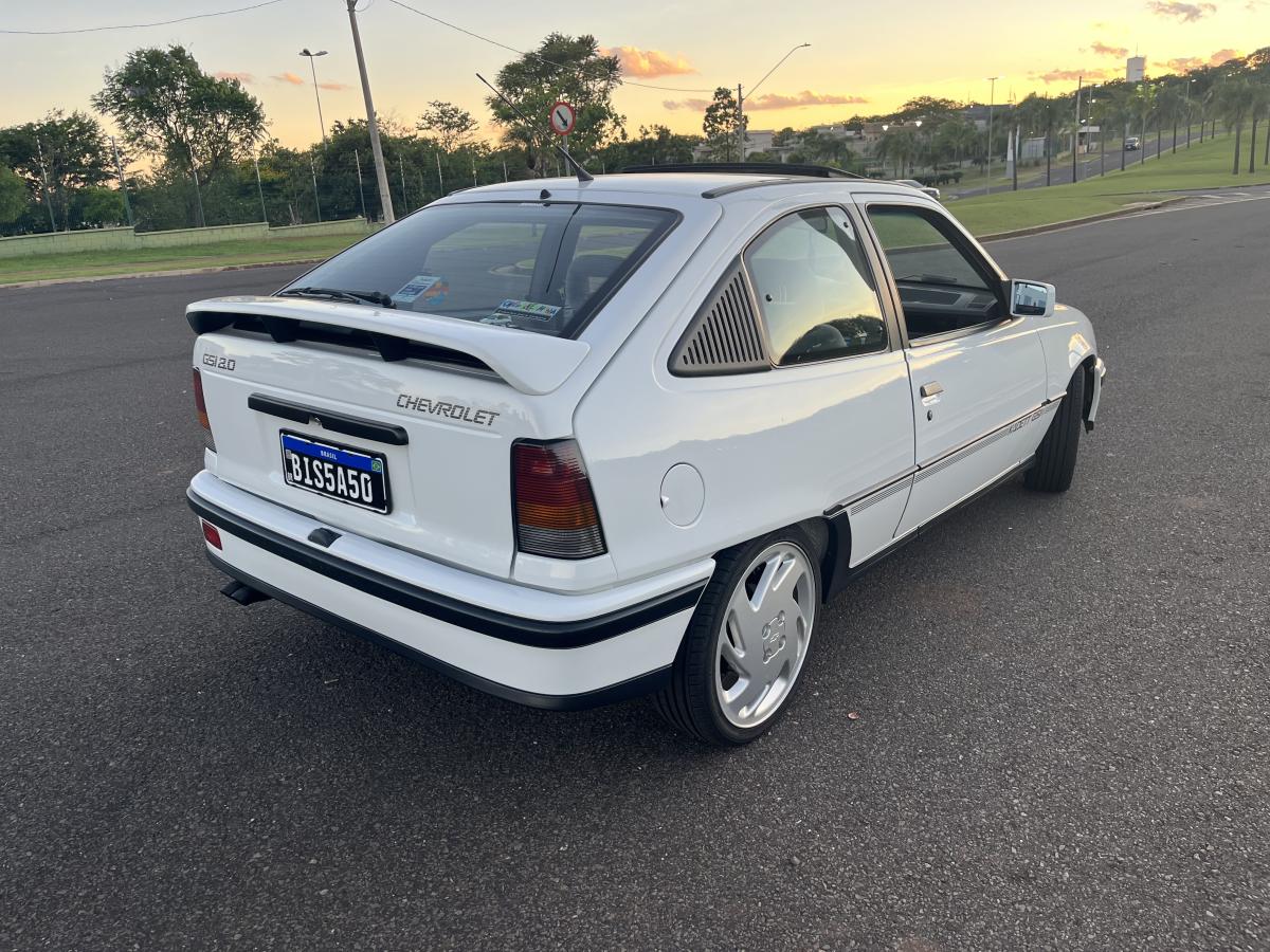 Kadett - Foto #2 do anúncio à venda de Carro clássico