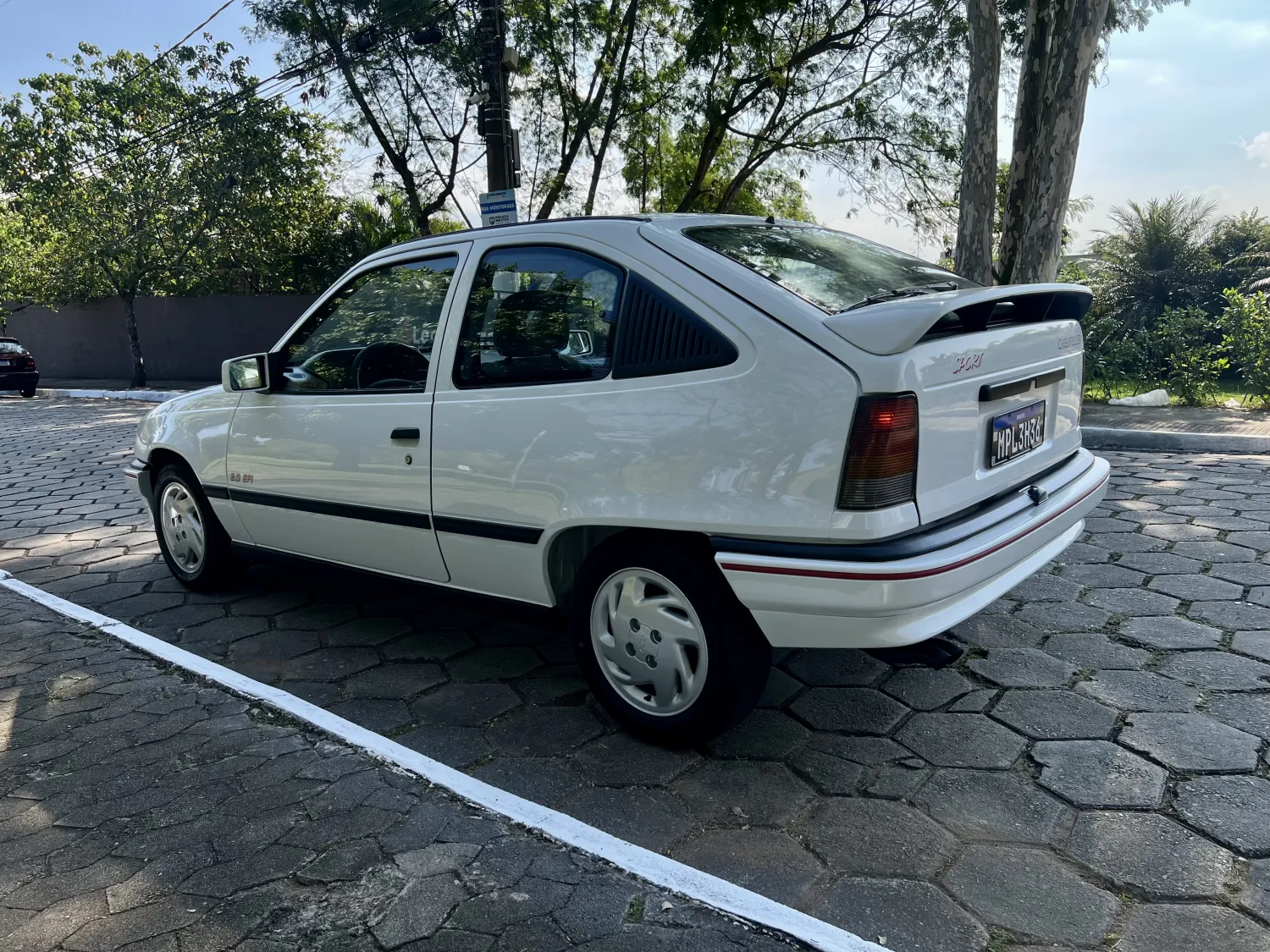 Kadett - Foto #5 do anúncio à venda de Carro clássico