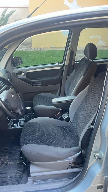 Meriva - Foto #9 do anúncio à venda de Carro clássico