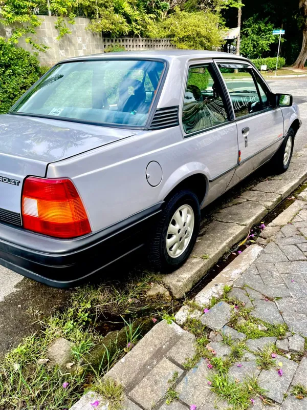 Monza - Foto #5 do anúncio à venda de Carro clássico