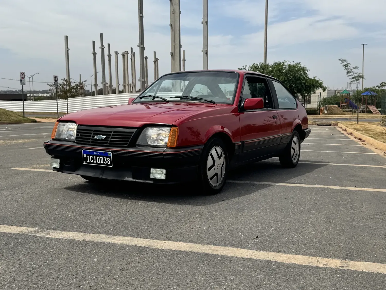 avv-chevrolet-monza-sr-venda-c4ab86d-imagem-003