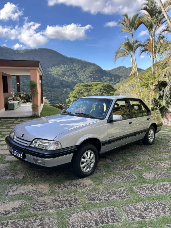 Monza - Foto #2 do anúncio à venda de Carro clássico