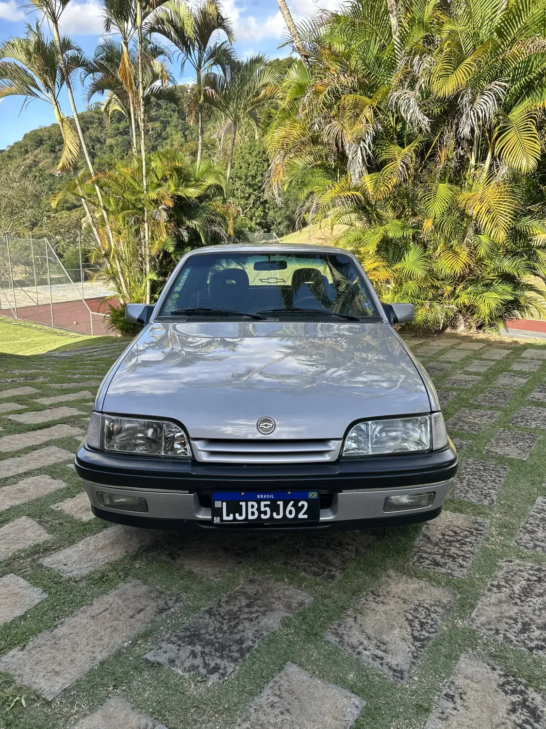 Monza - Foto #3 do anúncio à venda de Carro clássico