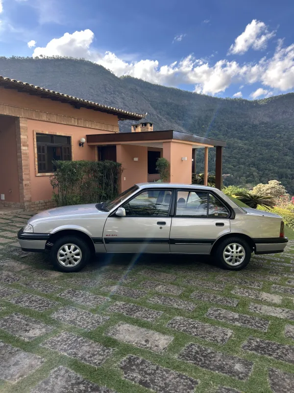 Monza - Foto #5 do anúncio à venda de Carro clássico