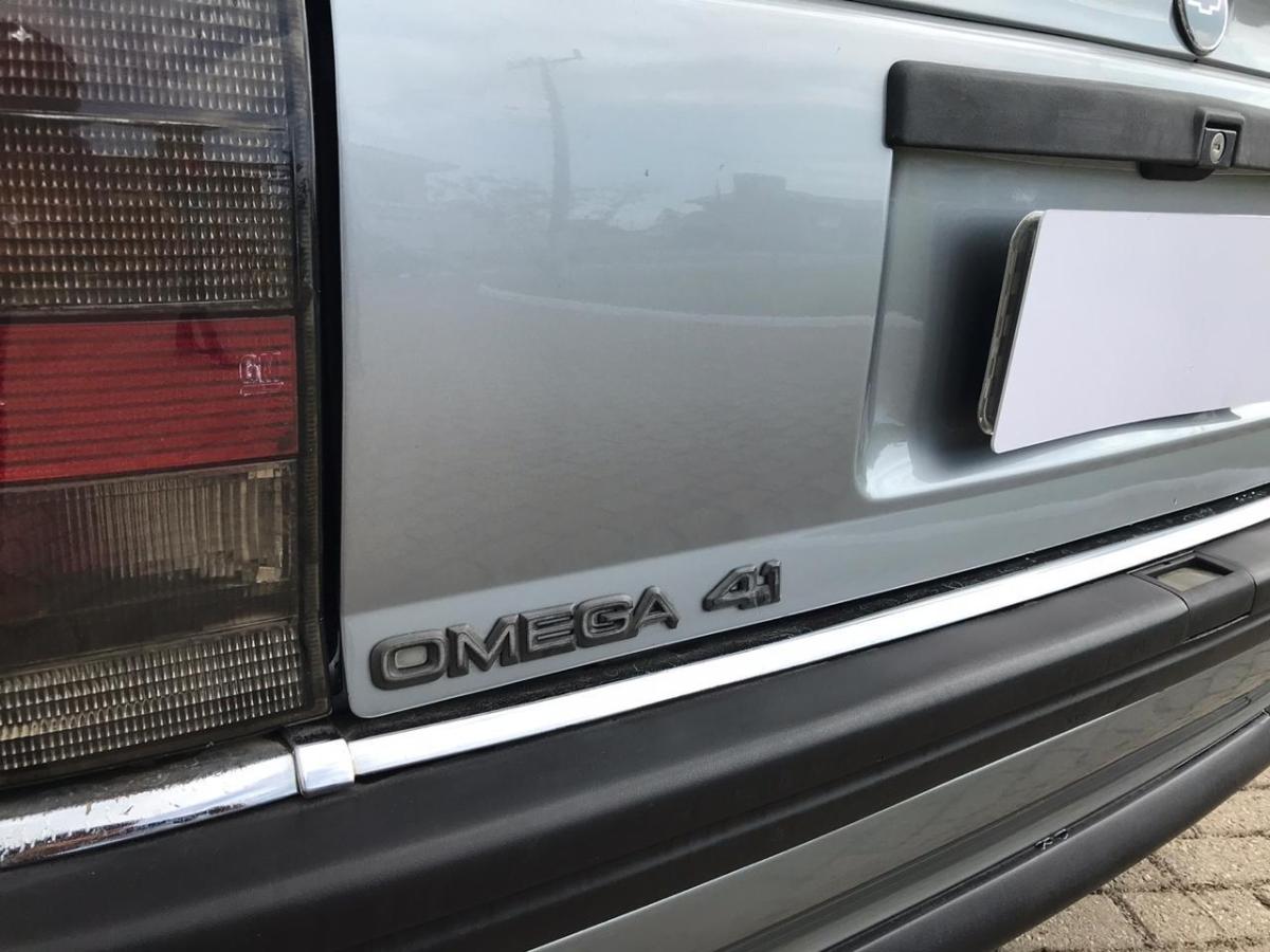 Ômega - Foto #2 do anúncio à venda de Carro clássico