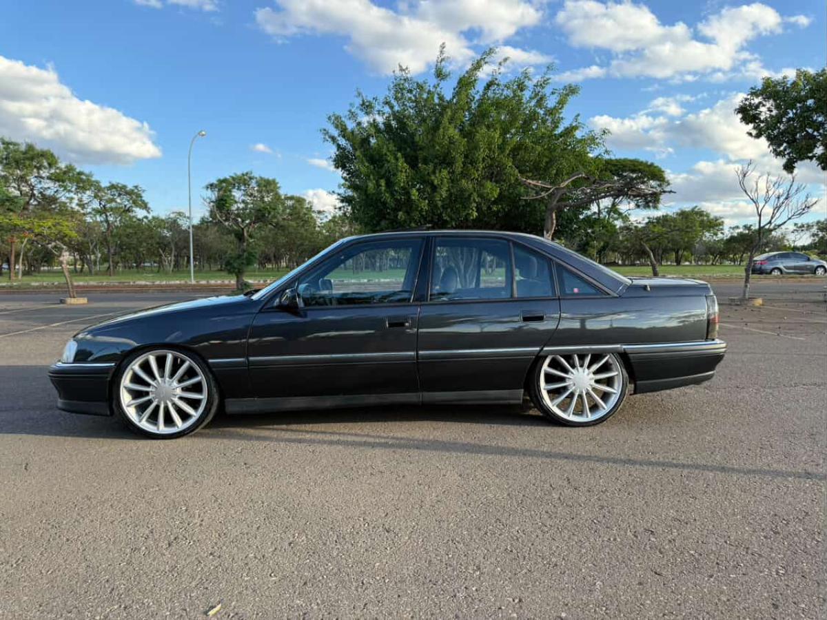 Ômega - Foto #4 do anúncio à venda de Carro clássico