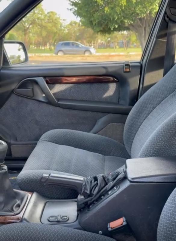 Ômega - Foto #8 do anúncio à venda de Carro clássico