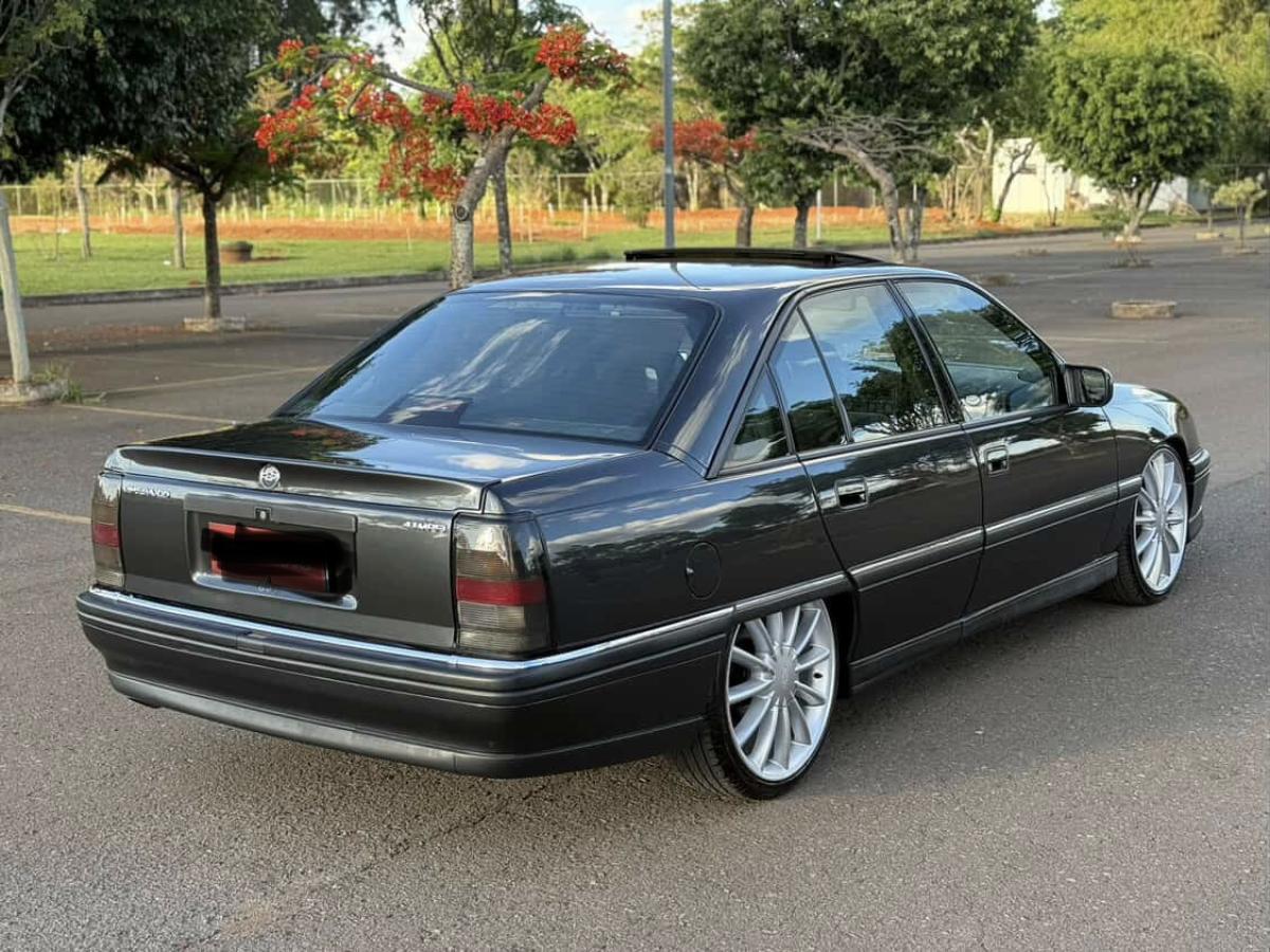 Ômega - Foto #10 do anúncio à venda de Carro clássico