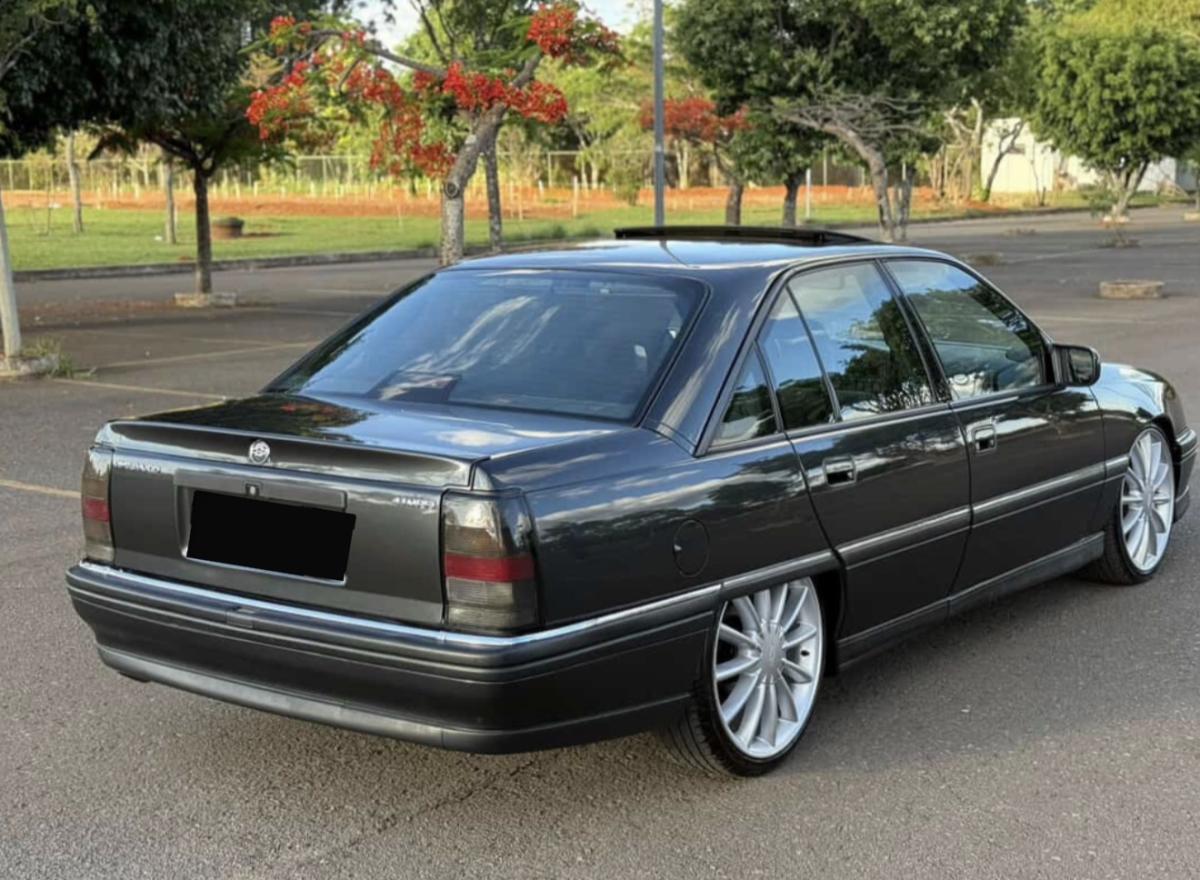 Ômega - Foto #16 do anúncio à venda de Carro clássico
