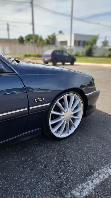Ômega - Foto #4 do anúncio à venda de Carro clássico