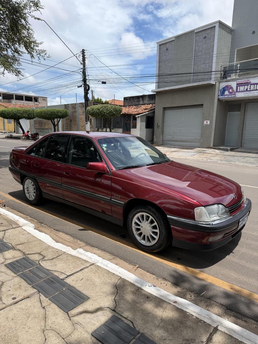 Ômega - Foto #4 do anúncio à venda de Carro clássico