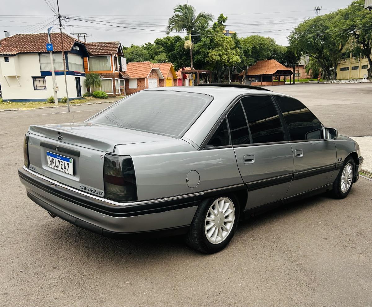 Ômega - Foto #9 do anúncio à venda de Carro clássico
