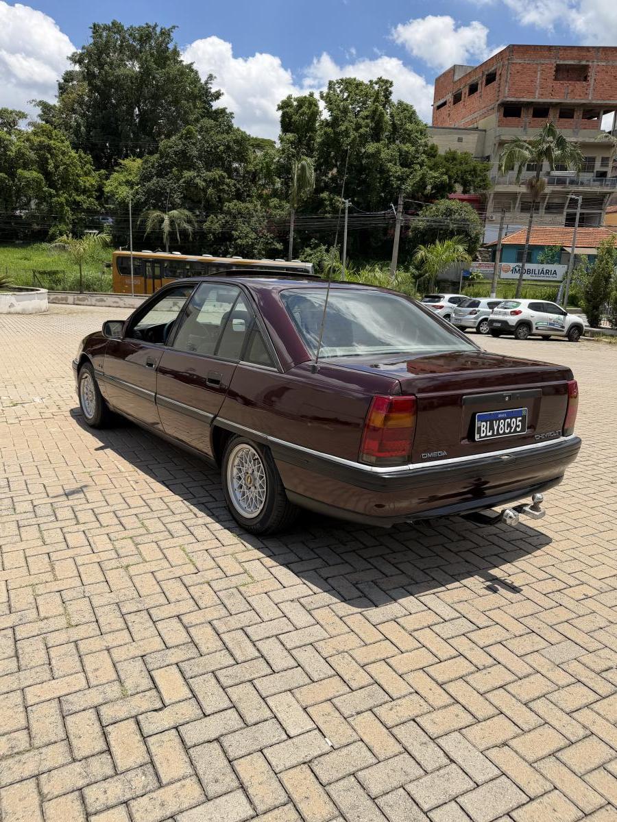 Ômega - Foto #6 do anúncio à venda de Carro clássico