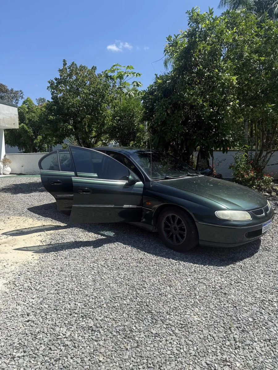 Ômega - Foto #7 do anúncio à venda de Carro clássico