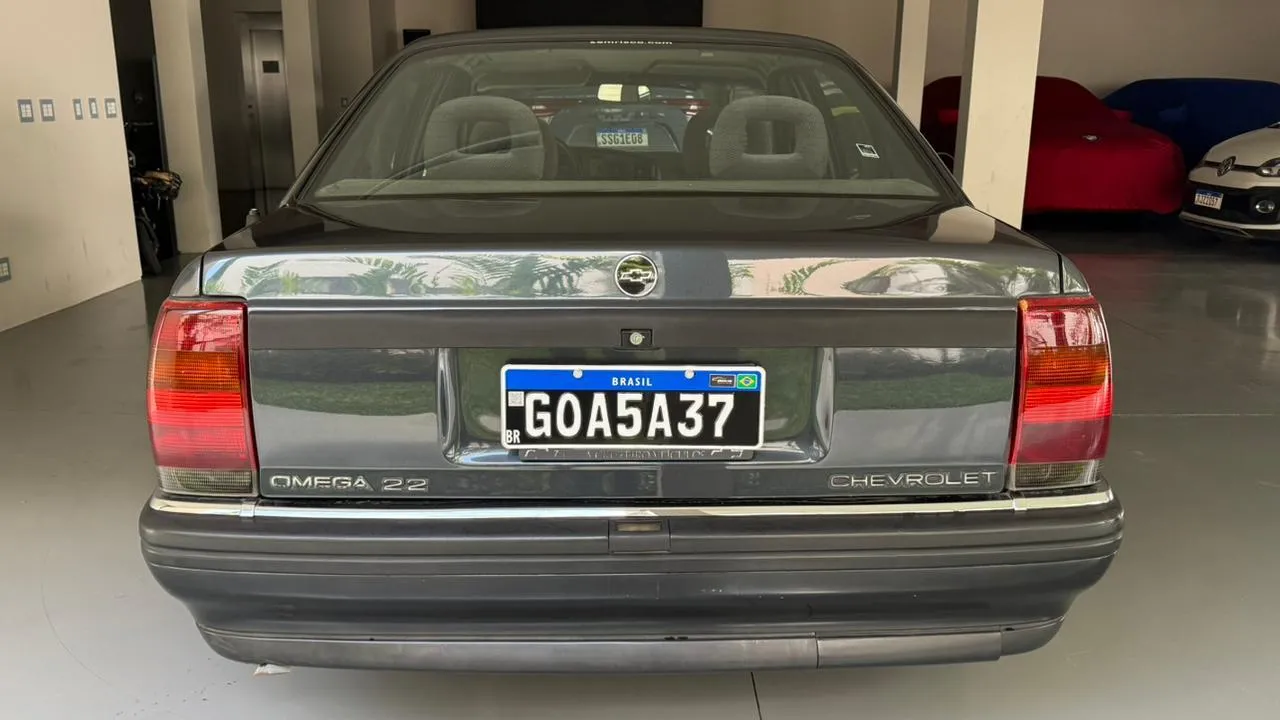 Ômega - Foto #3 do anúncio à venda de Carro clássico
