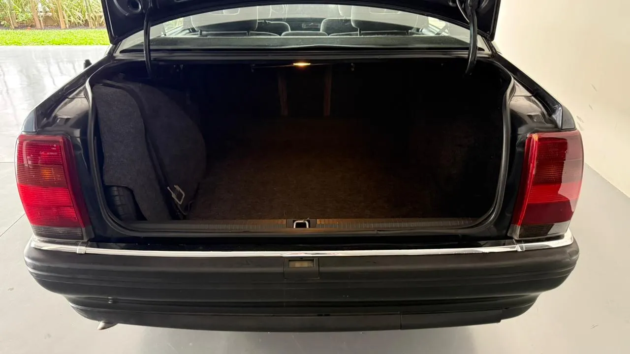 Ômega - Foto #6 do anúncio à venda de Carro clássico