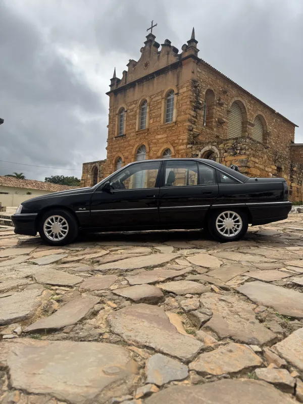 Ômega - Foto #2 do anúncio à venda de Carro clássico