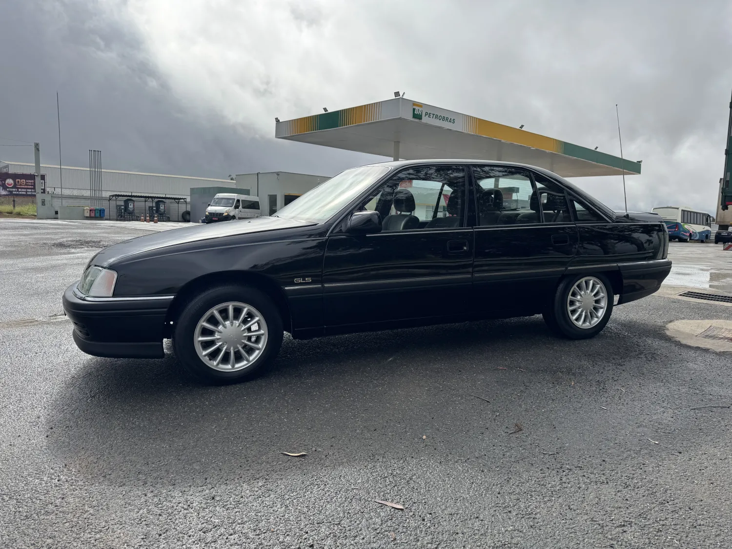 Ômega - Foto #5 do anúncio à venda de Carro clássico
