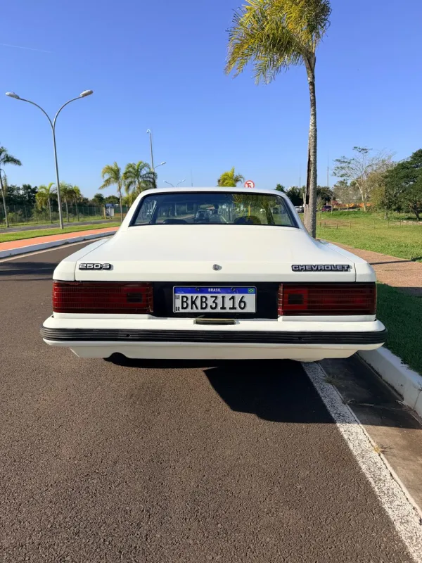 Opala - Foto #6 do anúncio à venda de Carro clássico
