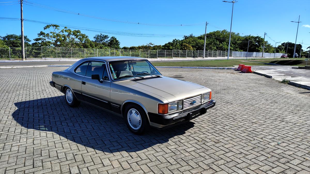 Opala - Foto #2 do anúncio à venda de Carro clássico