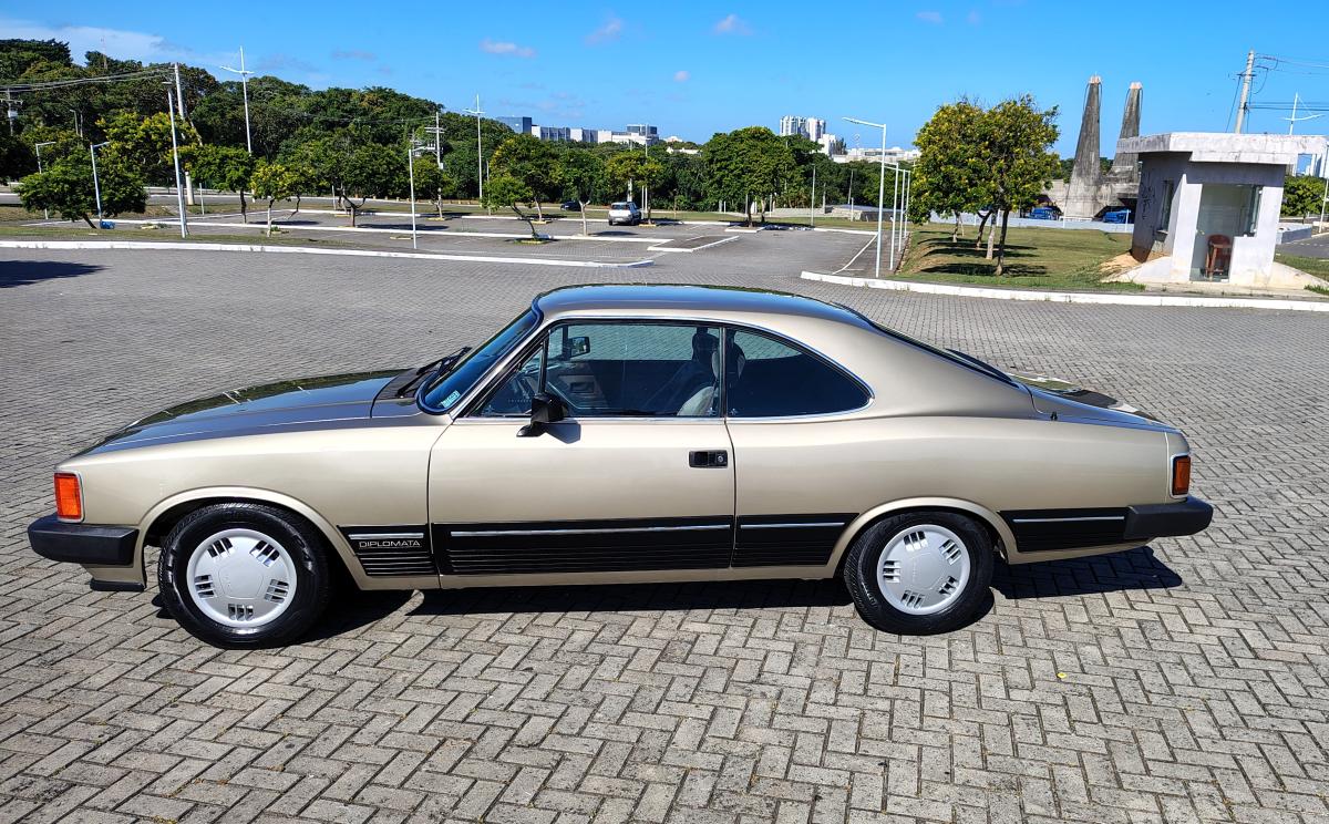 Opala - Foto #4 do anúncio à venda de Carro clássico