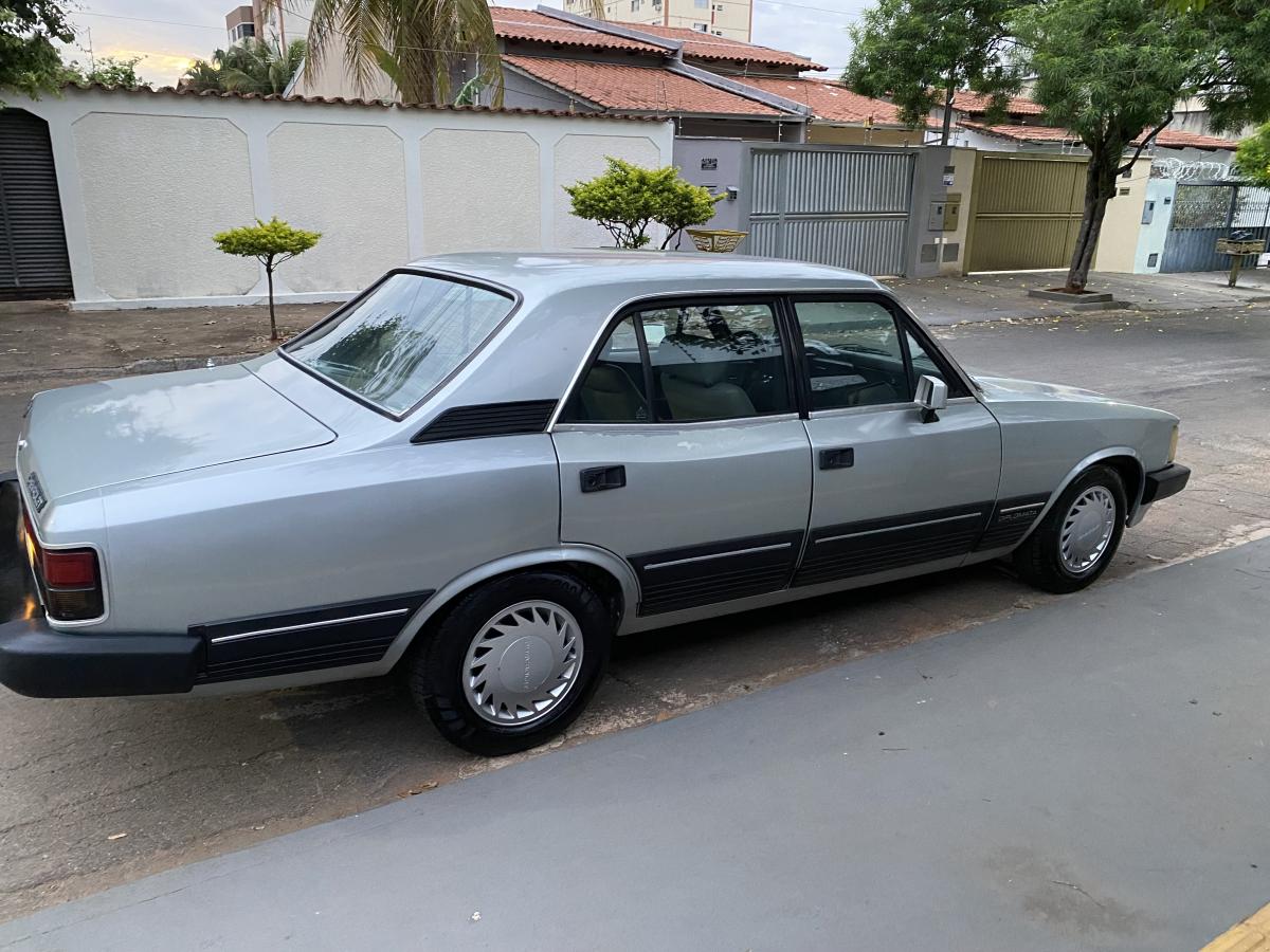 Opala - Foto #3 do anúncio à venda de Carro clássico