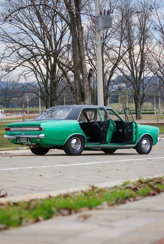 Opala - Foto #4 do anúncio à venda de Carro clássico