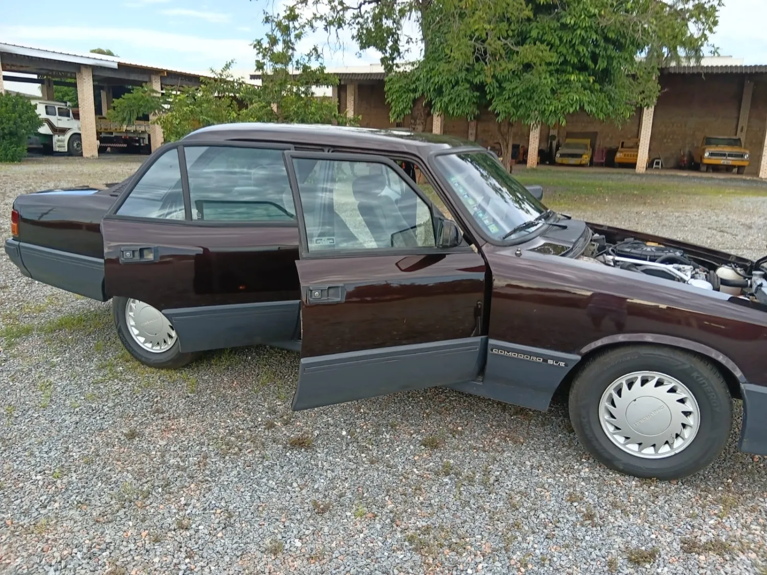 Opala - Foto #8 do anúncio à venda de Carro clássico
